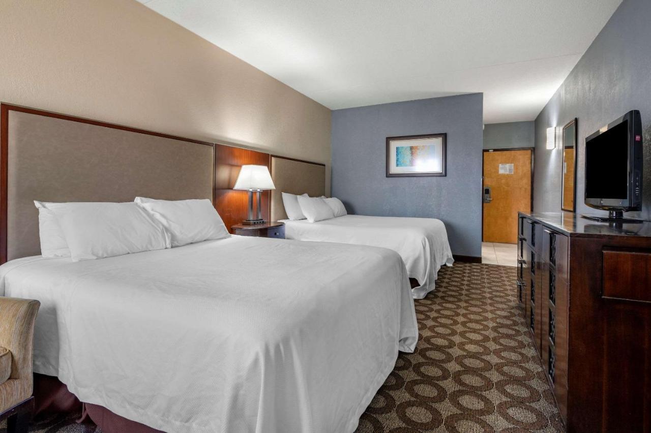 Econo Lodge Lafayette Bagian luar foto