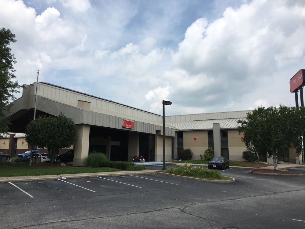 Econo Lodge Lafayette Bagian luar foto